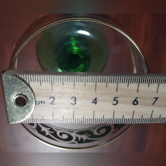 2 Unique Gordons Crystal Wine Glass Green Stem Hand Made & Painted - Picture 5 of 5